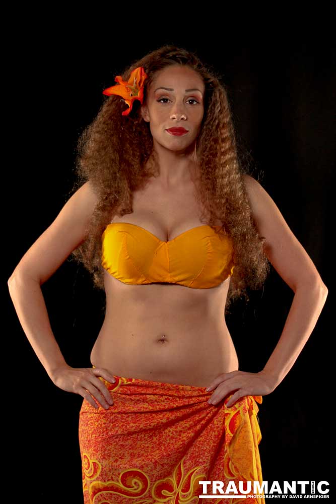 What a blast to get to shoot with a gorgeous Tahitian Dancer.  Ne-Ne was looking for shots to use to promote herself, and I got an opportunity to shoot something truly beautiful and interesting.